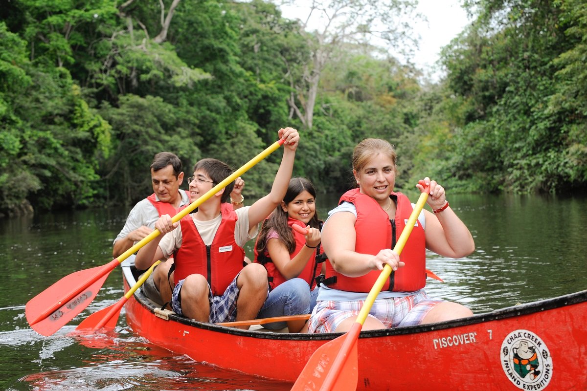 Canoeing-in-the-Macal-River