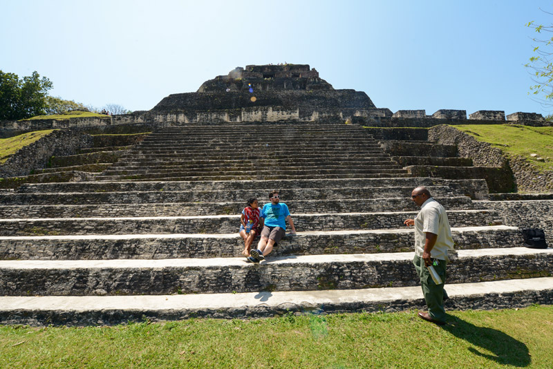 belize-xunantunich-cayo-district-chaa-creek