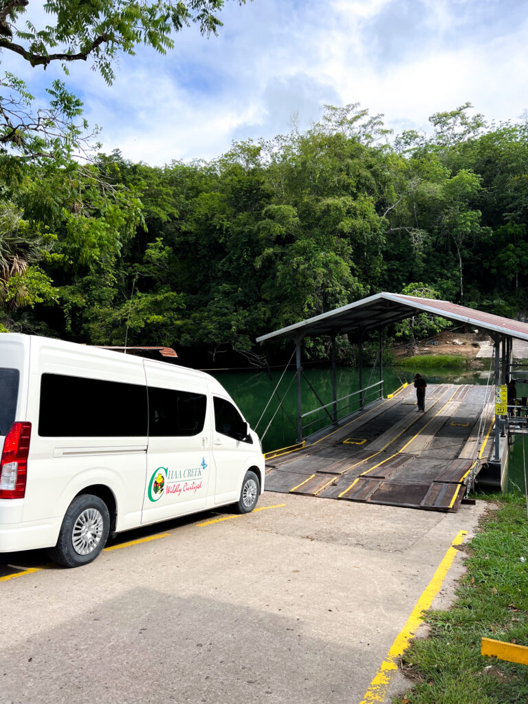 Ferry Xunantunich 