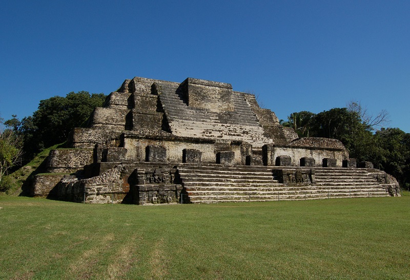 altun-ha-maya-ruin