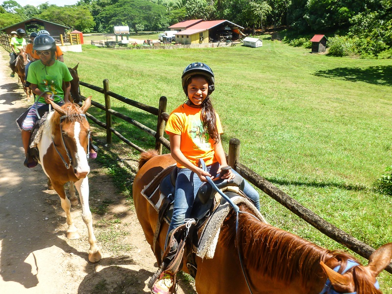 EcoKids2015-horseback-riding-tour -1