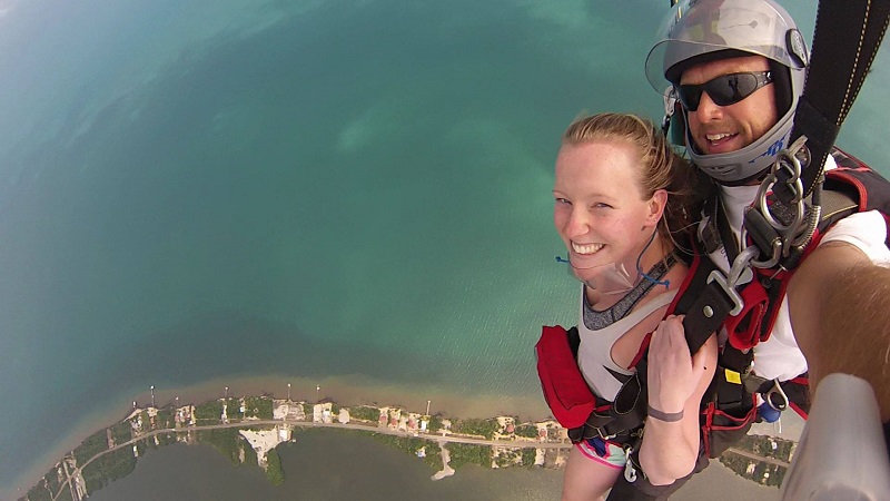 Sky-Diving-Belize