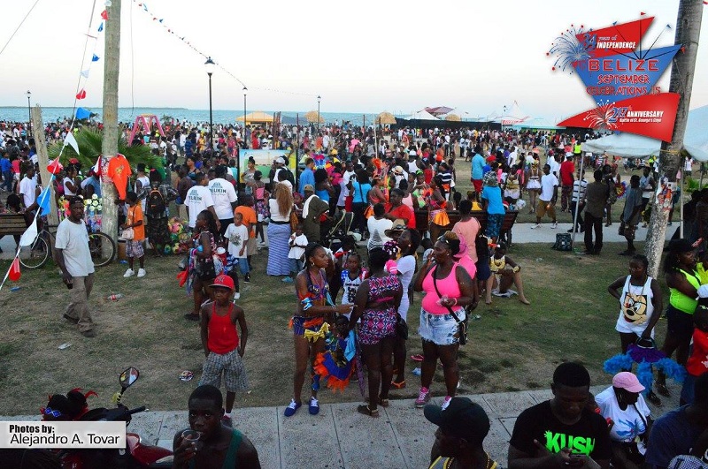 belize-carnival-road-march-2015
