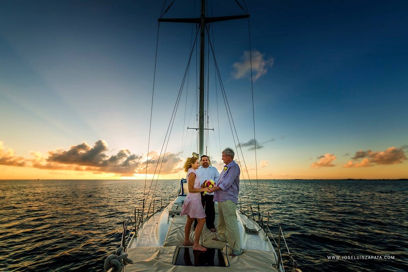 belize-wedding-photos-sail-boat-san-pedro. jpg