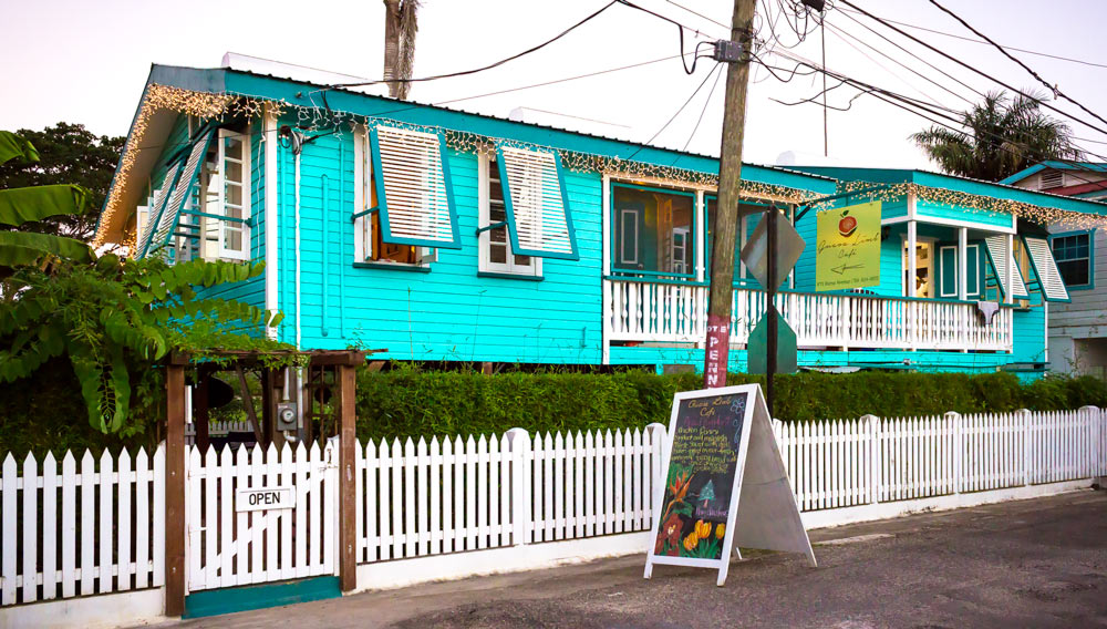 san-ignacio-belize-best-restaurants-travel-guide-guava-limb