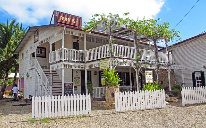 rumfish_y_vino_placencia_belize_travel_guide_chaa_creek