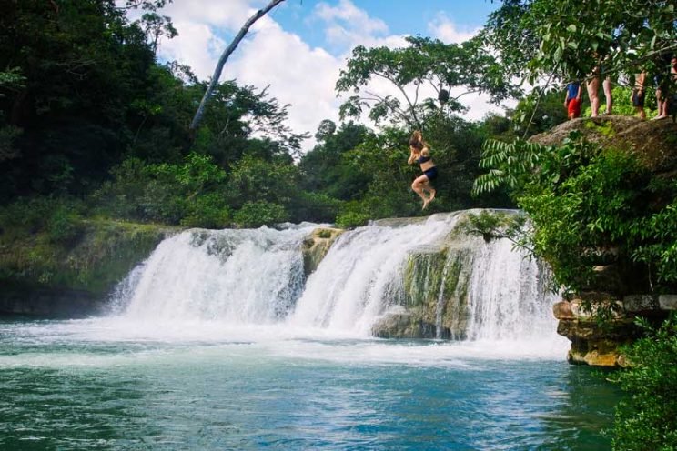 belize_bucket_list_activities_adentures_waterfalls_jump