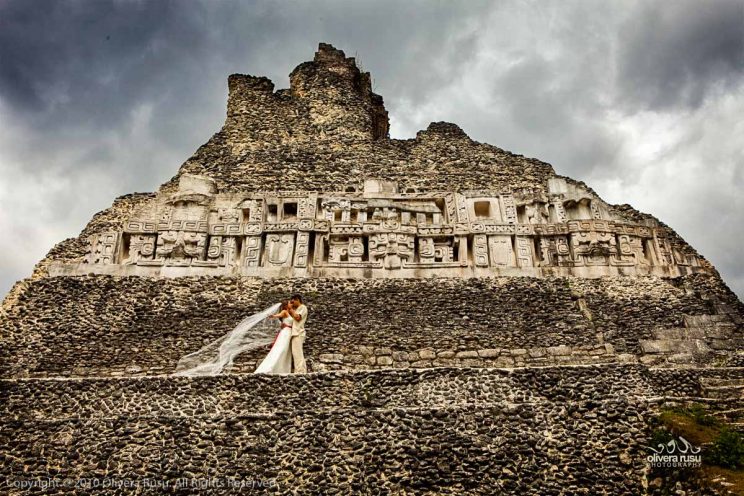 chaa-creek-weddings-romatnic-proposal-1