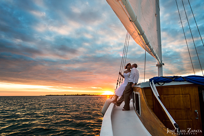 belize-chaa-creek-romantic-cruise