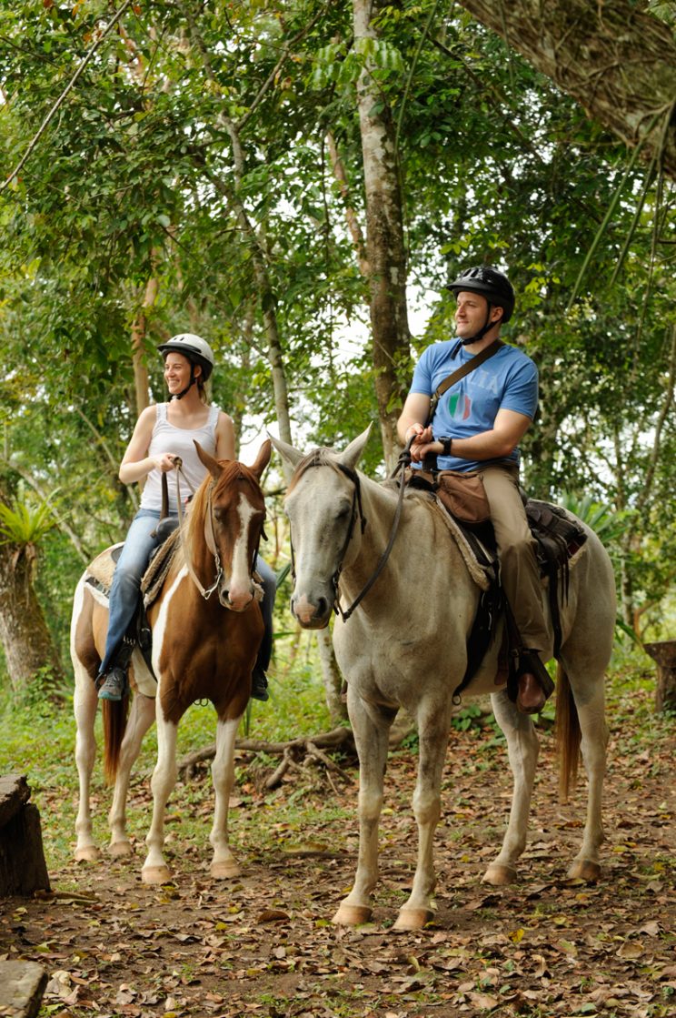 belize-chaa-creek-romantic-horseback