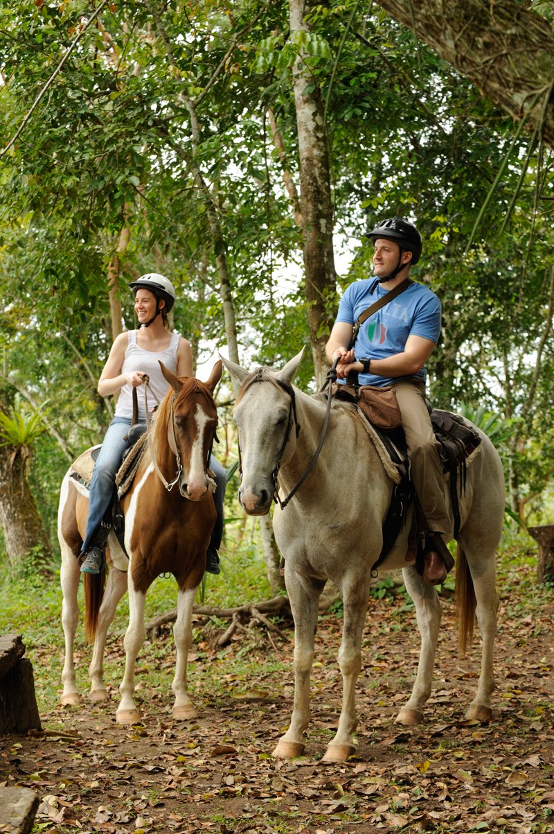 belize-chaa-creek-romantic-horseback