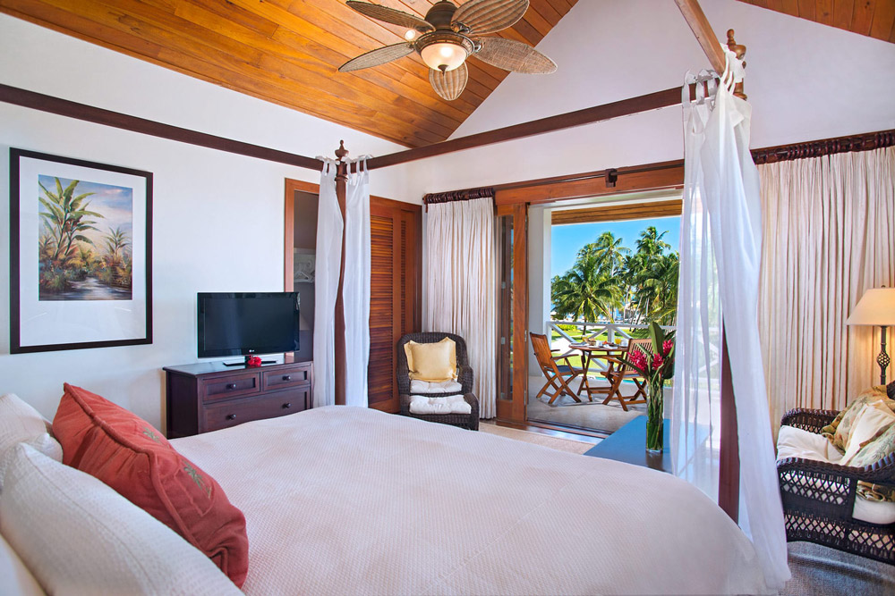 Victoria house resort ambergris Caye romantic suite on the beach