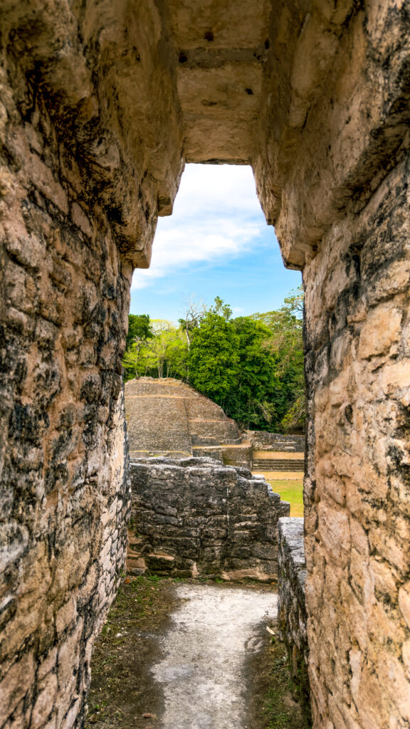 Caracol structure belize 